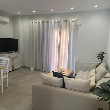 Mimozas Apartment Porto Heli Extérieur photo
